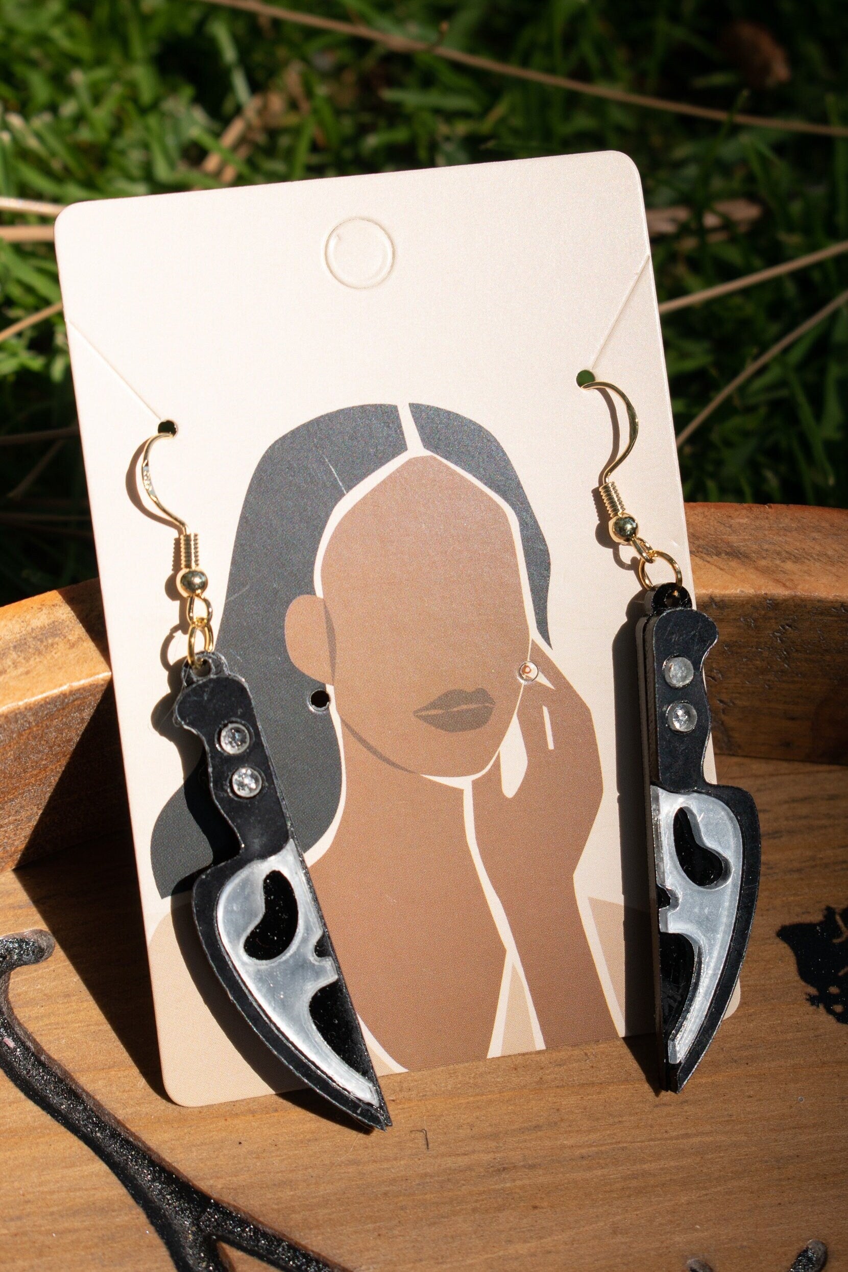 Stabby Scream Halloween Earrings